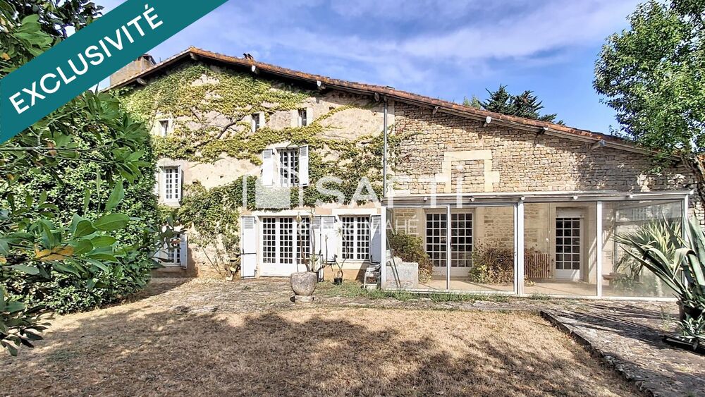 Vente Maison Demeure en pierres 7 ch, garages, parc arboré! Echire