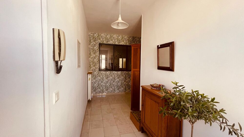 En plein coeur D'Ales appartement de 110M2 avec comble aménageables de 150M2