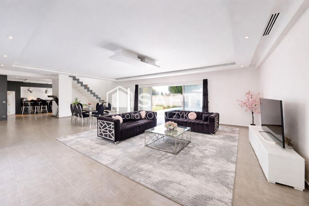 Maison darchitecte 2019  DPE A  Prestations dexception  321 m² habitables  Piscine  Domotique