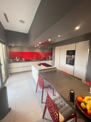  Maison � vendre 6 pi�ces 250 m�