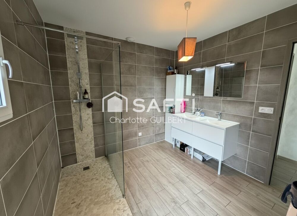 Location Maison Maison plain pied 2 chambres T3 avec jardin Poussignac