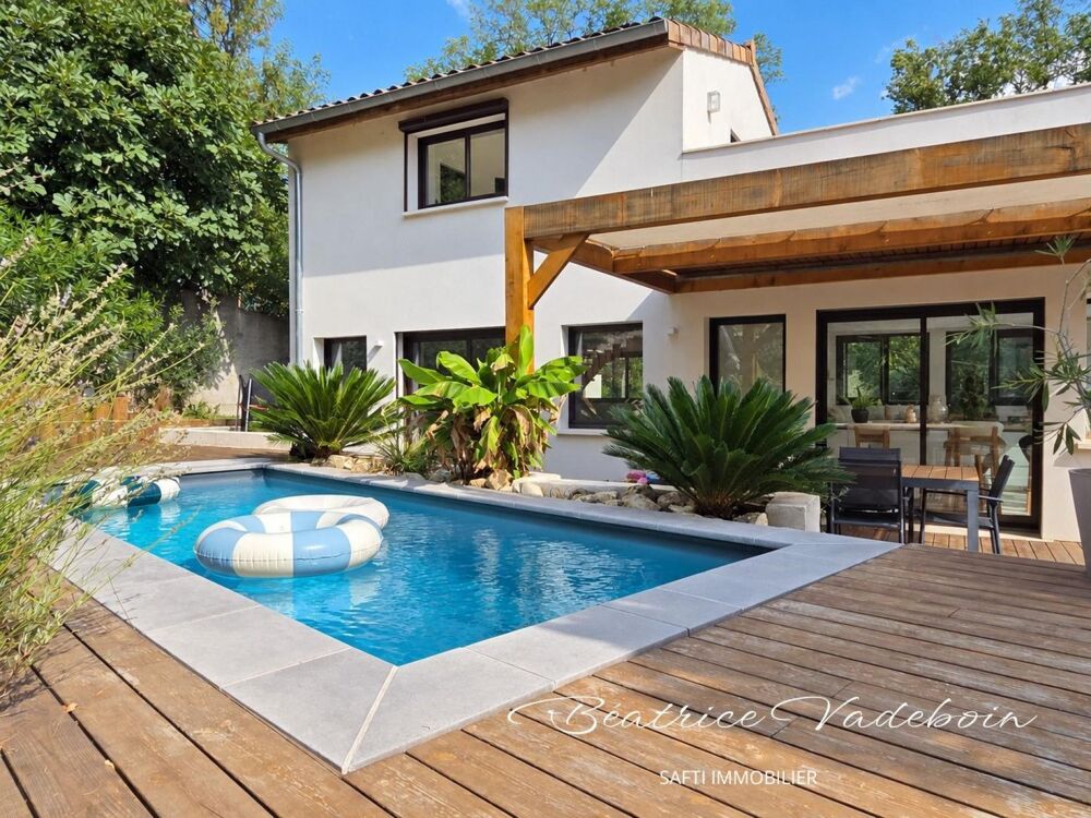 Villa familiale comtemporaine quartier rechercé