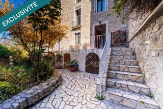  Maison � vendre 9 pi�ces 233 m�