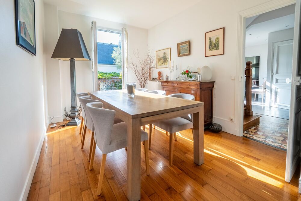 Jolie Meulière, plein centre, de 205 m² habitables