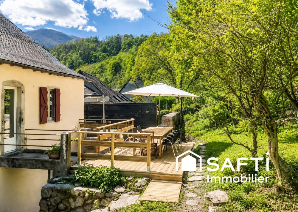 MAISON FAMILIALE de 200m² AVEC JARDIN ET GARAGE