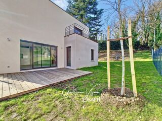  Maison  vendre 6 pices 147 m