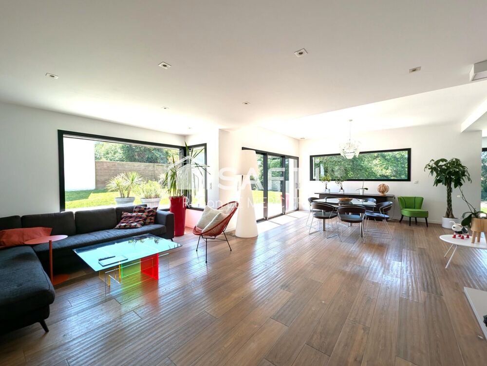 Maison d'architecte, volumes généreux et vie de plain-pied