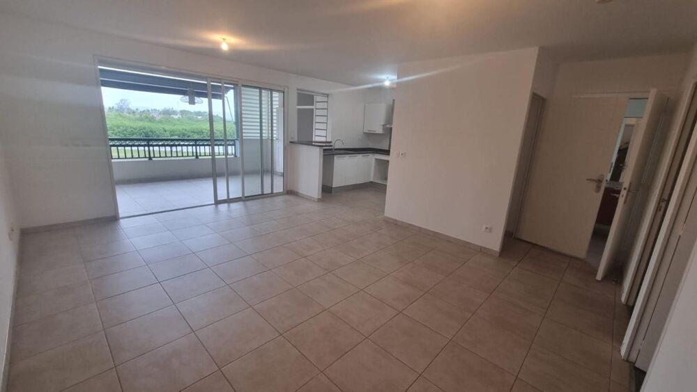 À louer  Appartement T3 avec vue mer à l'Étang Z'Abricot