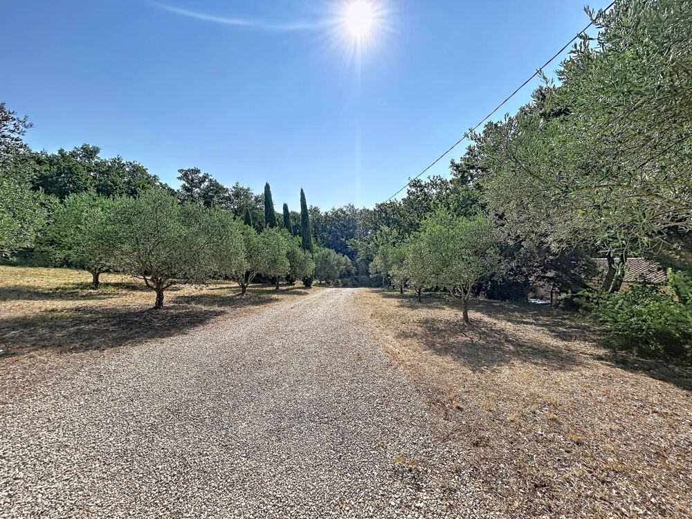 Vente Maison LOURMARIN – MAISON PROVENÇALE DE 117 M² ET STUDIO INDÉPENDANT DE 32 M² SUR TERRAIN DE 5 000 M² Lourmarin