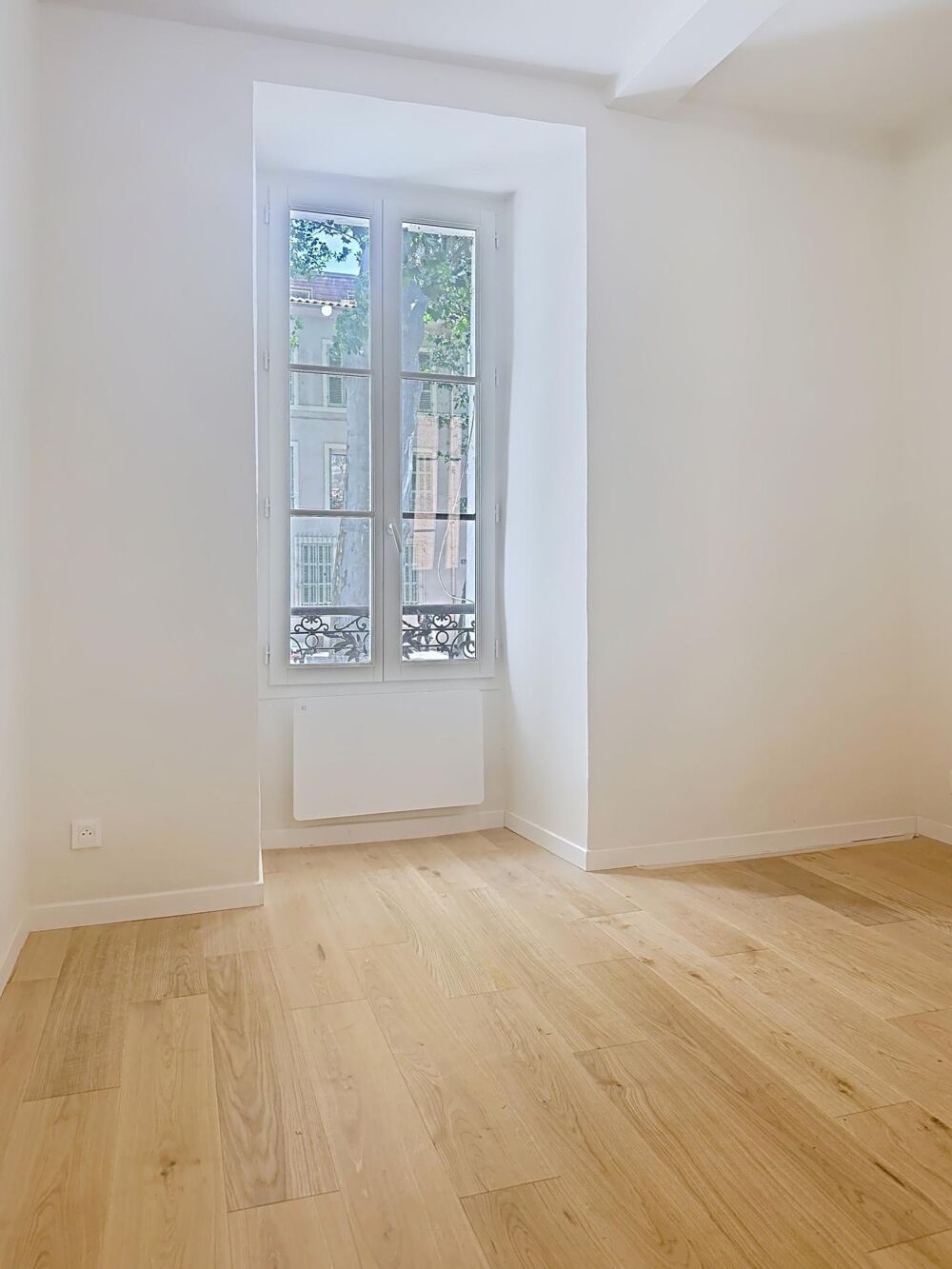 Vente Appartement RARE A LA VENTE : T2 entièrement rénové au cœur d'Aix en Provence Aix-en-provence