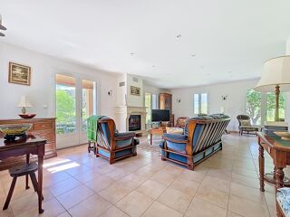  Maison  vendre 6 pices 218 m