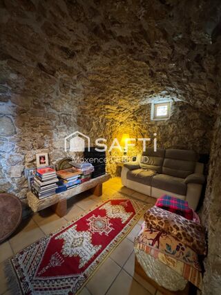  Maison  vendre 8 pices 184 m