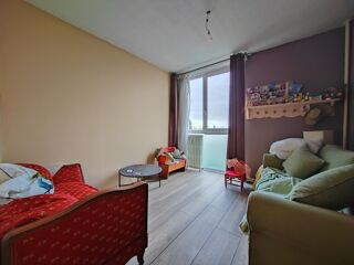  Appartement à vendre 5 pièces 64 m²