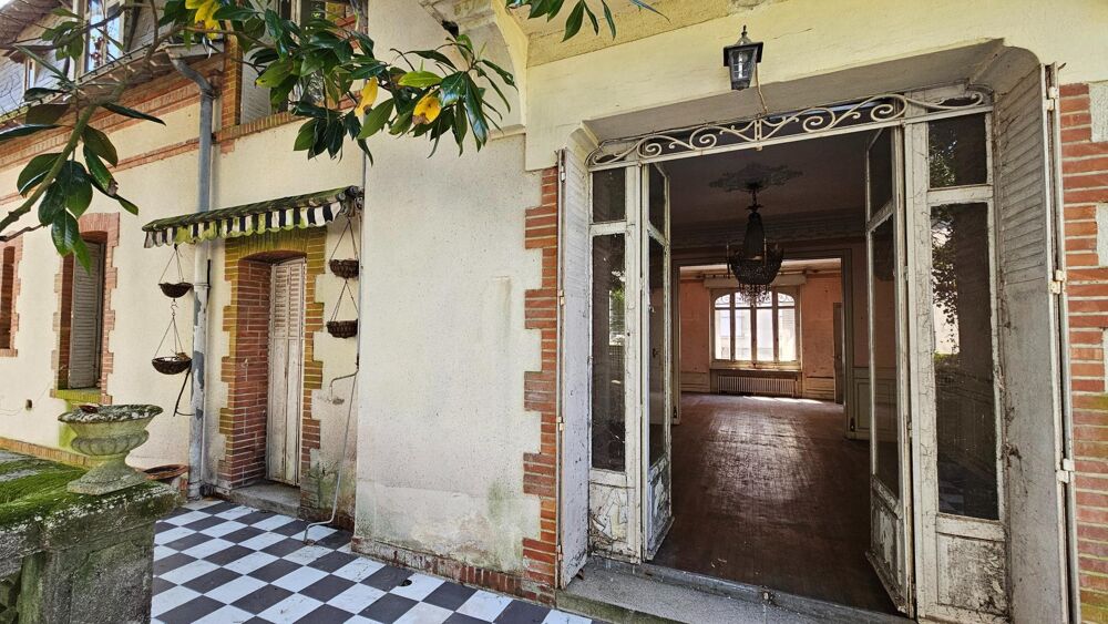Quartier Monselet, garage de 45m², 9 chambres