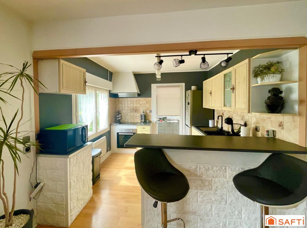 Vente Maison Plain pied fonctionnel et confortable, 5 chambres Villebarou