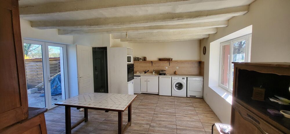 Vente Maison Très jolie maison, 2 chambres, terrain, bois. Saint-pierre-de-maille