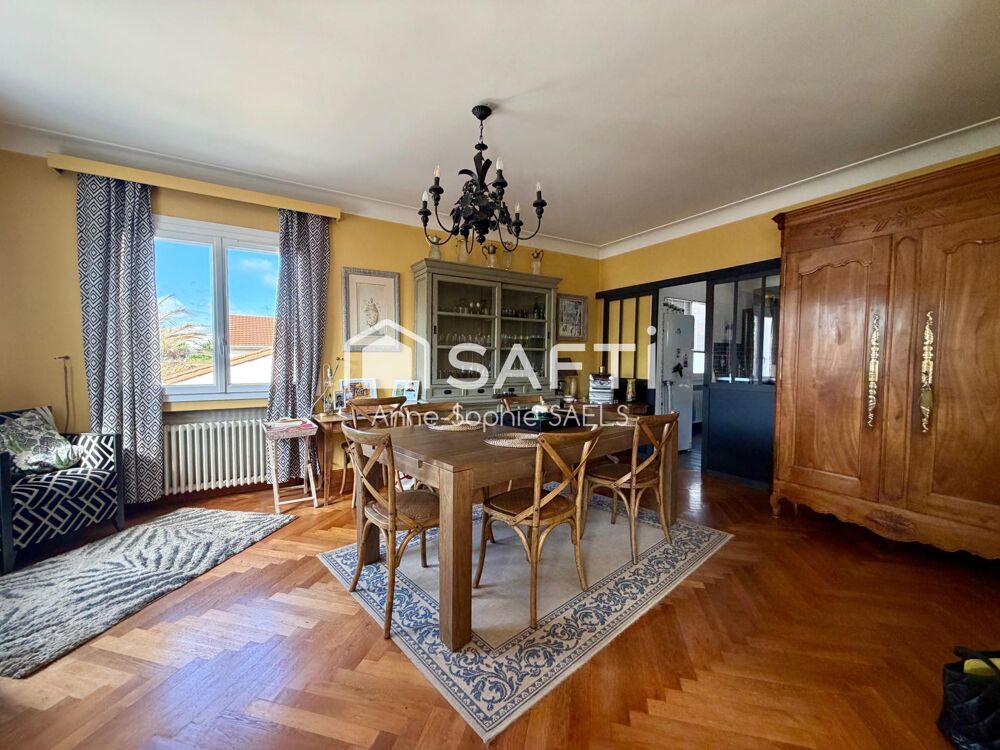 Vente Maison Maison familiale 5 ch bureau garage et joli jardin Niort