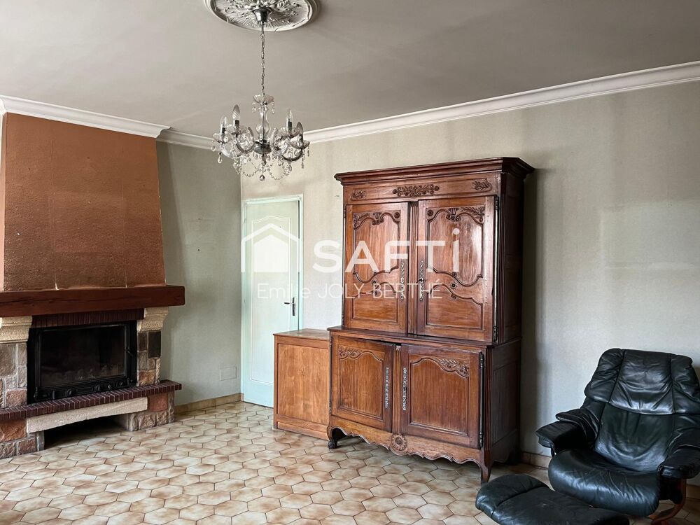 Vente Maison MAISON DE VILLAGE 105 M² - SPECIAL INVESTISSEUR - SECTEUR NEUILLY LE VENDIN / 53250 Neuilly-le-vendin