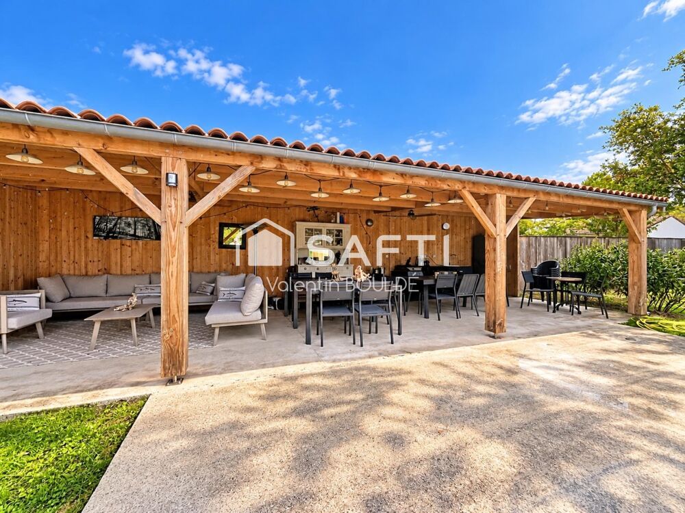 à vendre  Maison Hourtin (33990)