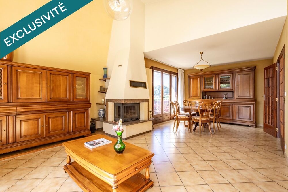 Vente Maison Maison familiale de 160m² avec vue dégagée, 5 chambres et grande terrasse. Beure