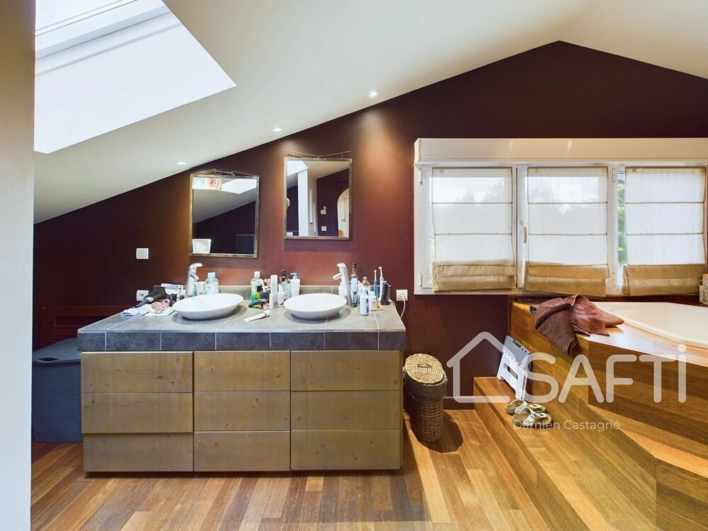  vendre  Maison Saint-Mdard-en-Jalles (33160)