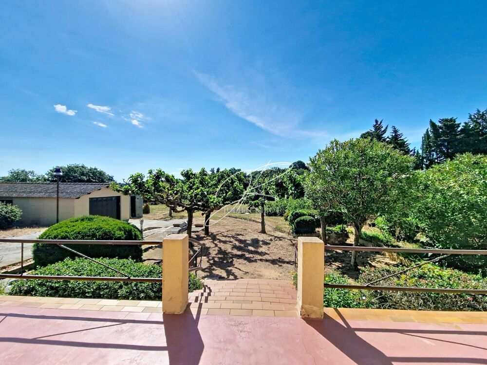 Vente Maison 2 Maisons 136 m² garages terrain 2615 m² Beziers