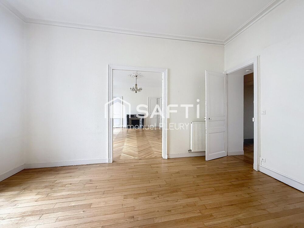 Vente Appartement Lumineux appartement haussmannien de 109 m² à 10 min de la Place Royale Nantes