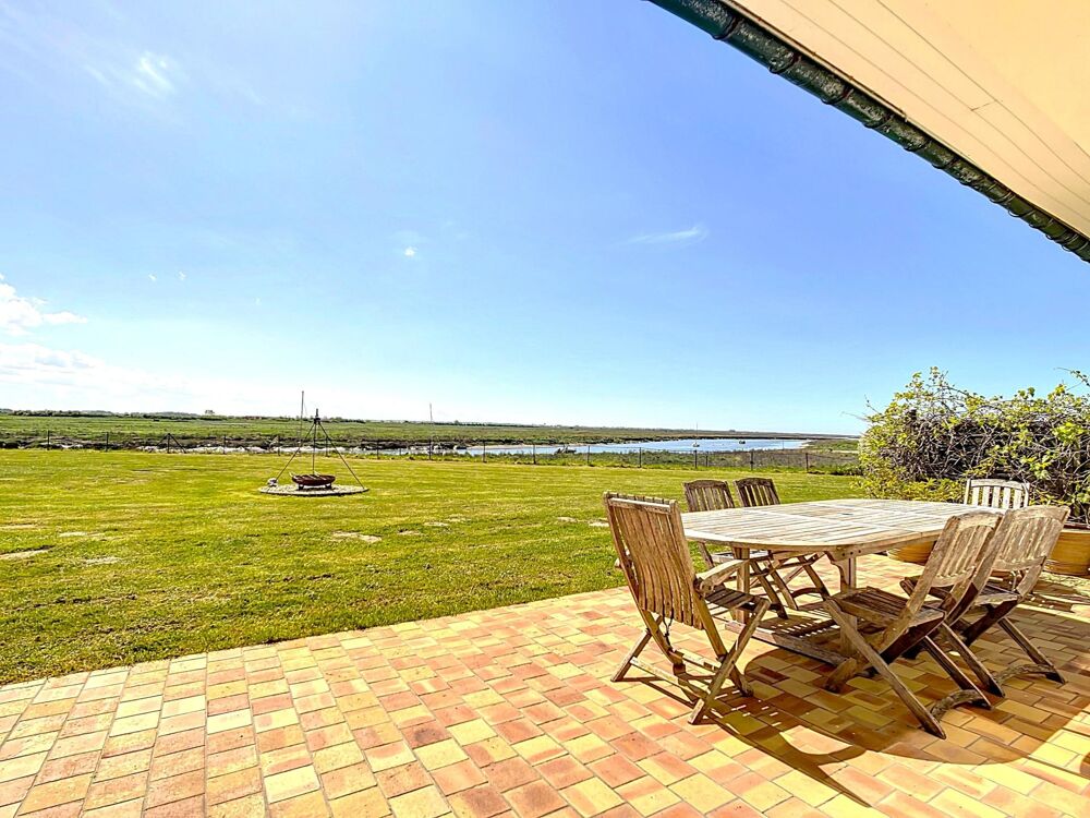 Propriété de 266 m² entre mer et campagne.