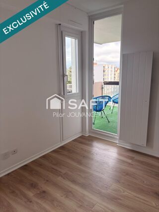  Appartement � vendre 4 pi�ces 77 m�