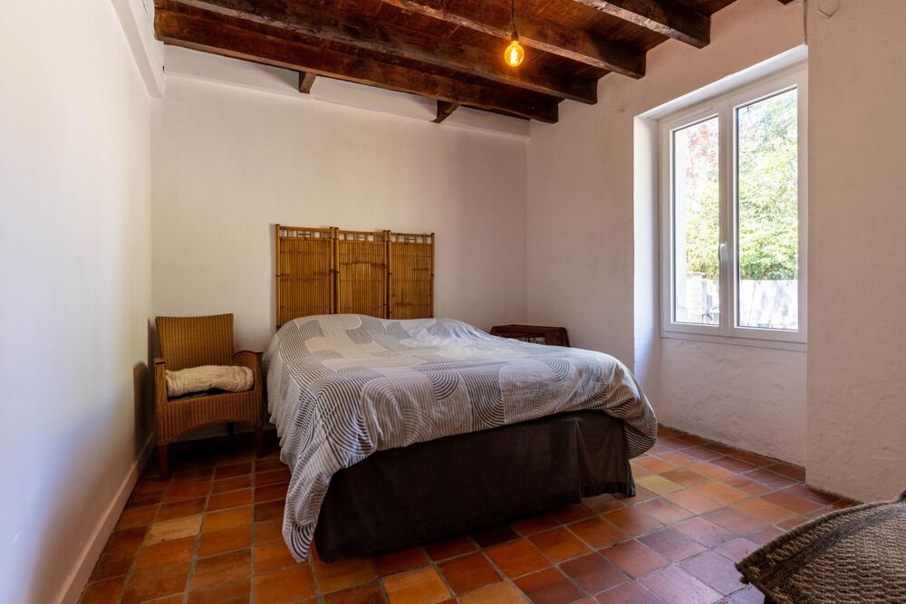 Vente Maison Maison ancienne rénovée avec grange sur terrain clos de 925 m² Etouars