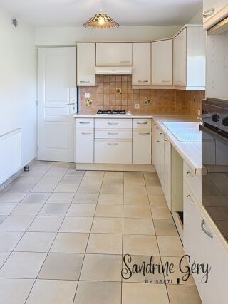  Maison � louer 6 pi�ces 97 m� Renaze