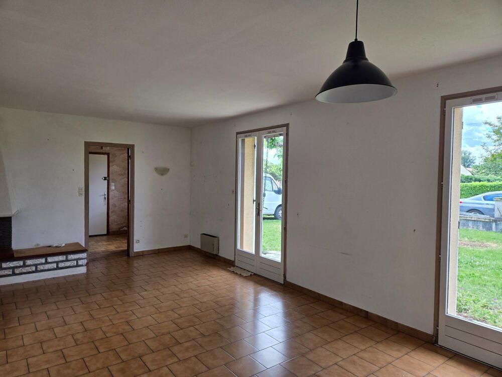 Maison individuelle de 65m² environ à Port-Sainte-Foy-et-Ponchapt. Deux chambres dont une avec un grand placard donnant sur l'ar