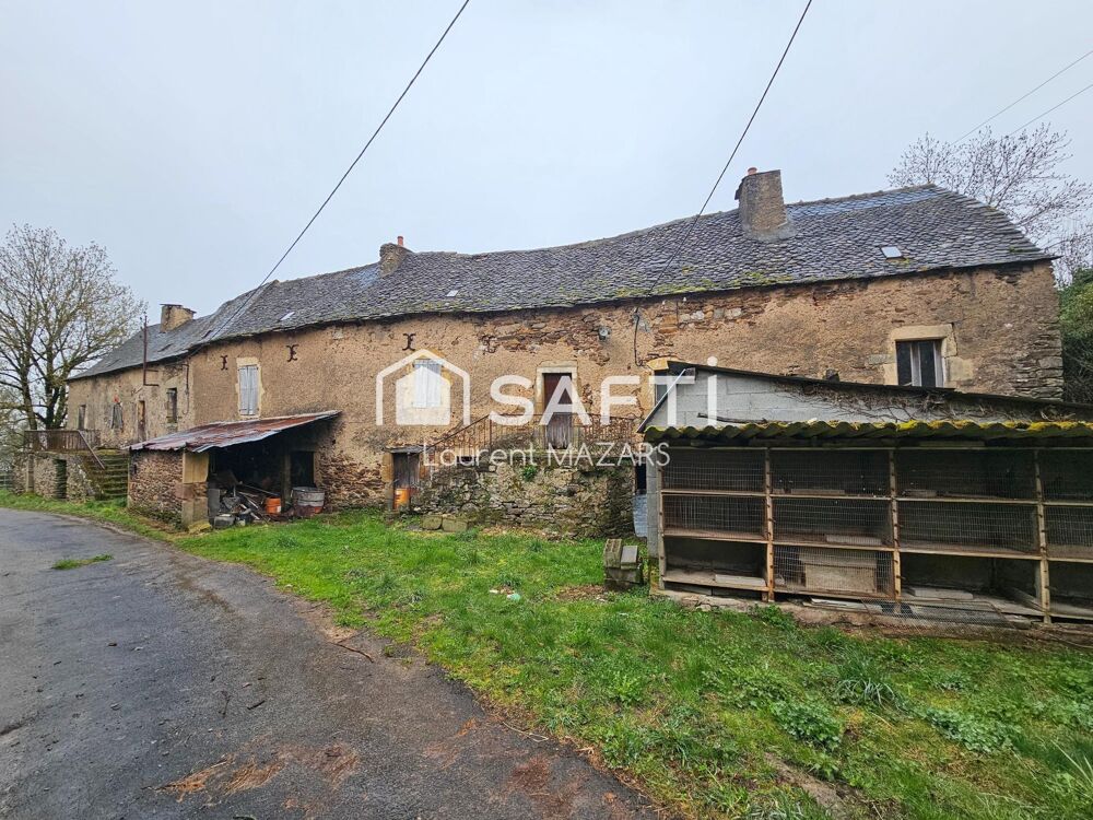 ENSEMBLE IMMOBILIER COMPOSE DE 4 BATISSES.