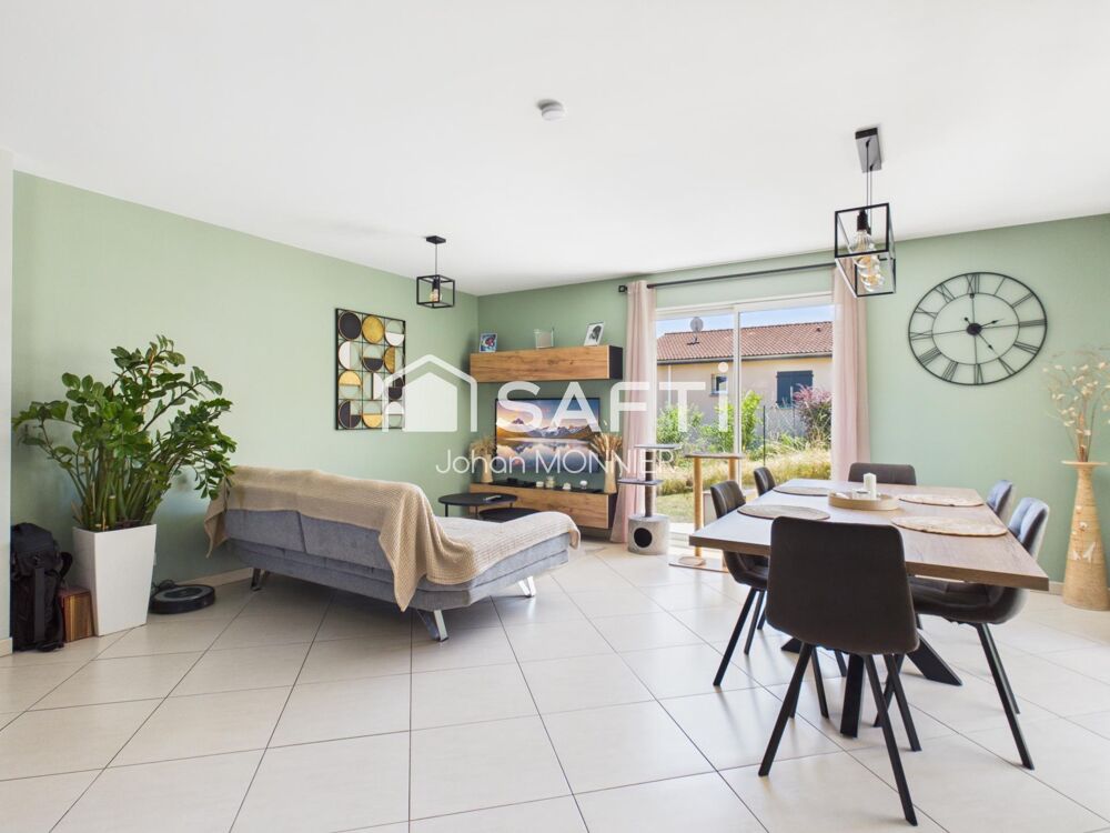 Maison familiale avec terrain et piscine