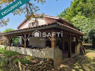  Maison  vendre 8 pices 200 m