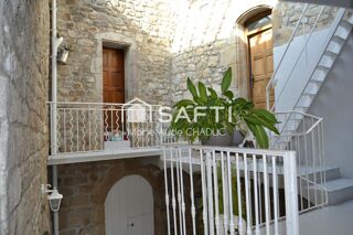  Maison à vendre 9 pièces 272 m²