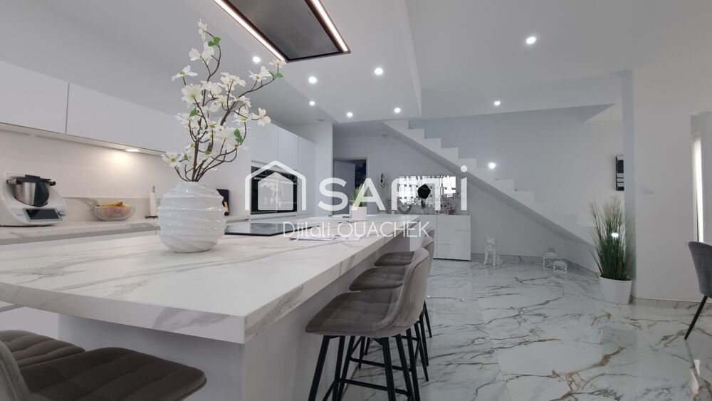 Vente Maison Maison 5 pièces 150 m² avec piscine et jardin Cases-de-pene