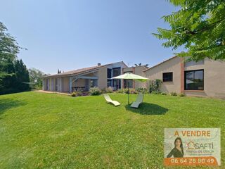  Maison � vendre 7 pi�ces 220 m�