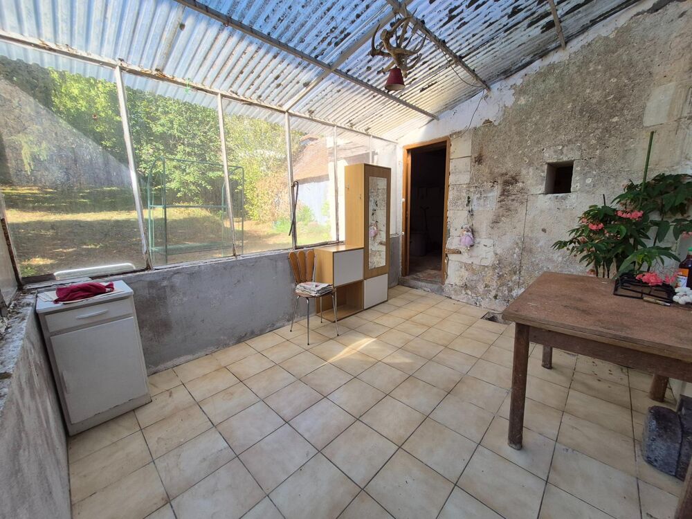 Vente Maison MAISON TRADI A RESTAURER 3ch +Parc 1/2ha +Hangars Paulmy
