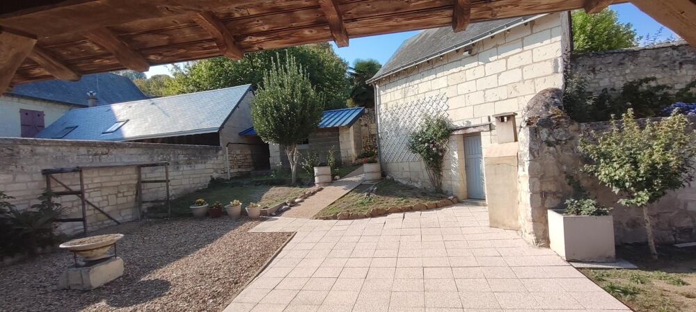 Vente Maison Superbe propriété à Candes Saint Martin avec nombreuses pièces et gros potentiel ! Candes-saint-martin