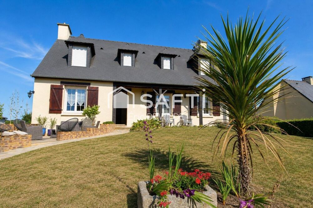 Grande maison familiale à Ducey-les-Chéris