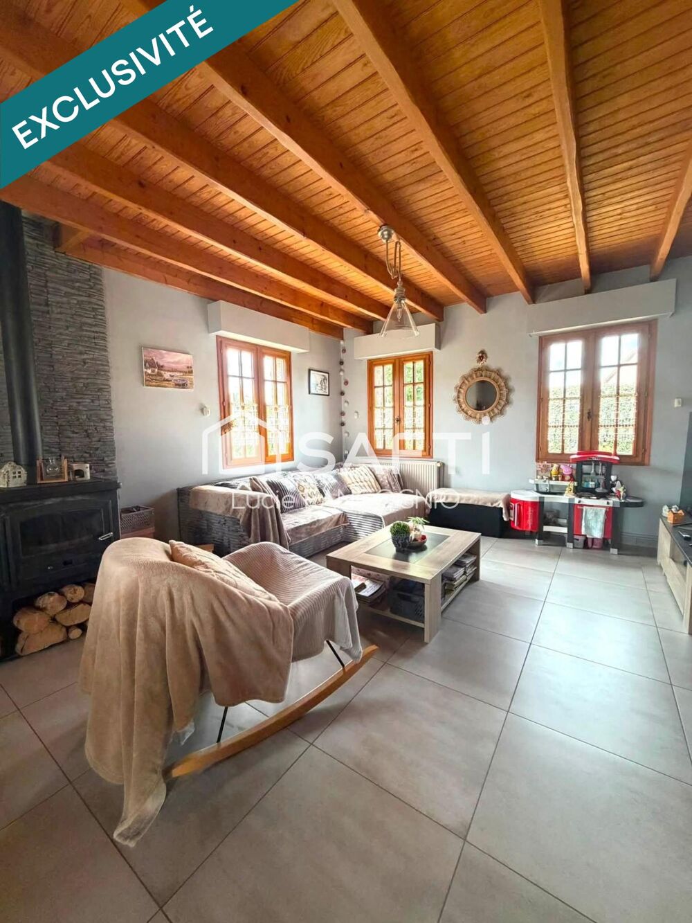 HALLINES  PAVILLON INDIVIDUEL EN BRIQUES