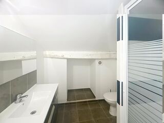  Immeuble � vendre 104 m�