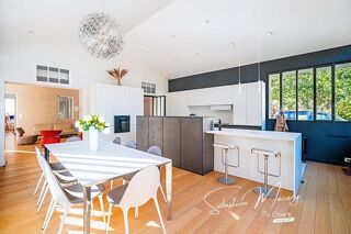 Maison à vendre 9 pièces 210 m²