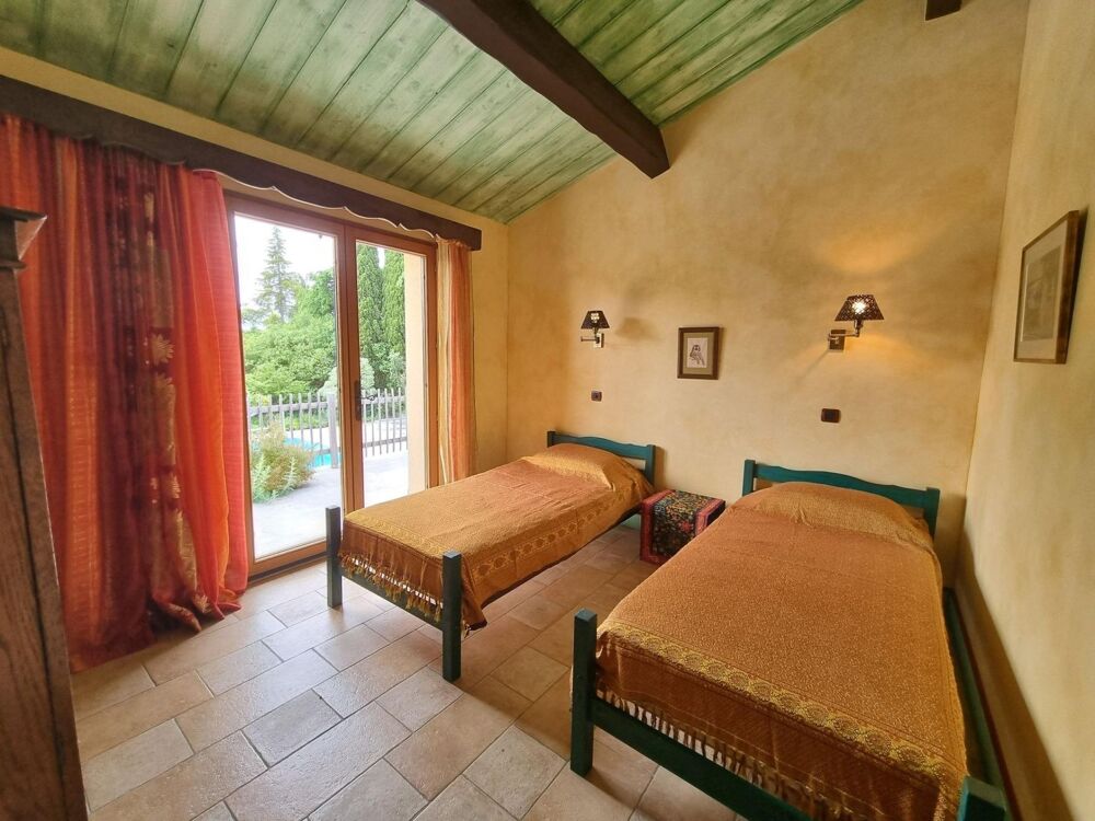 à vendre  Maison Bézac (09100)