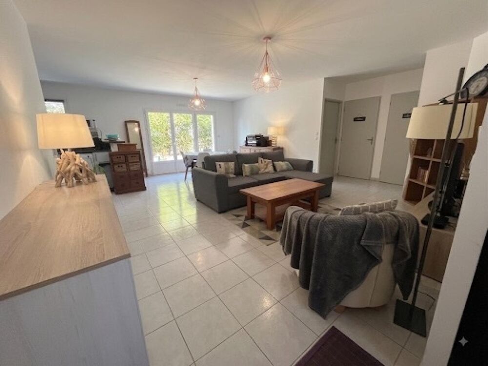 Vente Maison Maison Familiale Trois chambres . Sainte-soulle