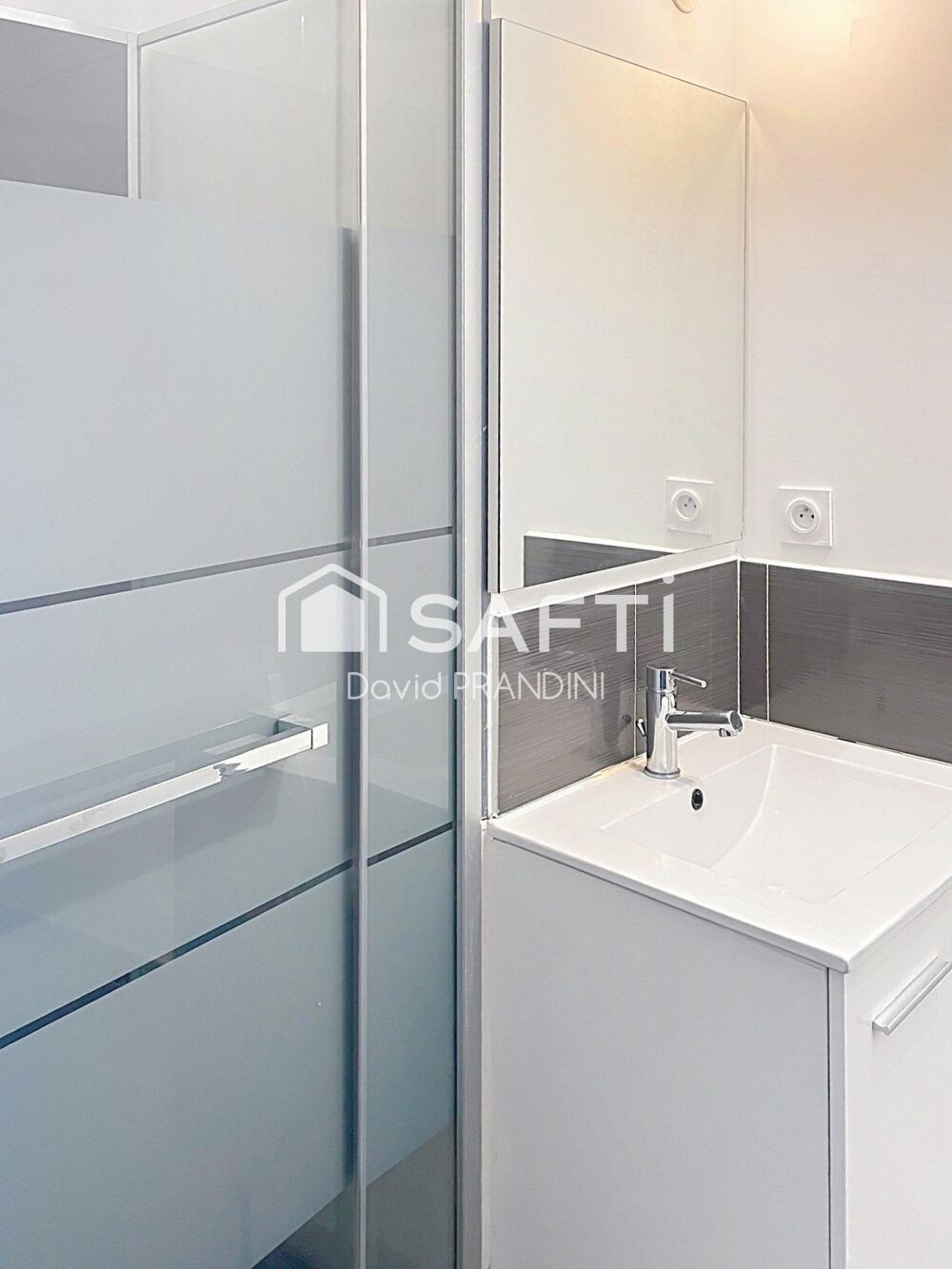 Vente Appartement Appartement type 3 sans travaux spécial spécial investisseur vendu loué avec garantie viscale Pezenas