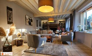  Maison à vendre 8 pièces 227 m²