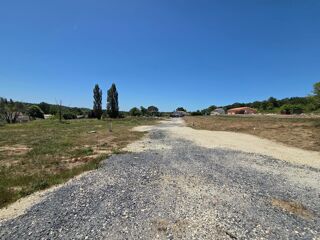  Terrain à vendre 631 m²