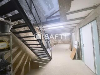  Immeuble à vendre 165 m²